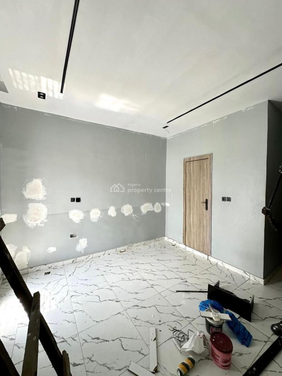 Mini Flat with Swimming Pool and Gym, Lekki, Lagos, Mini Flat (room and Parlour) for Rent