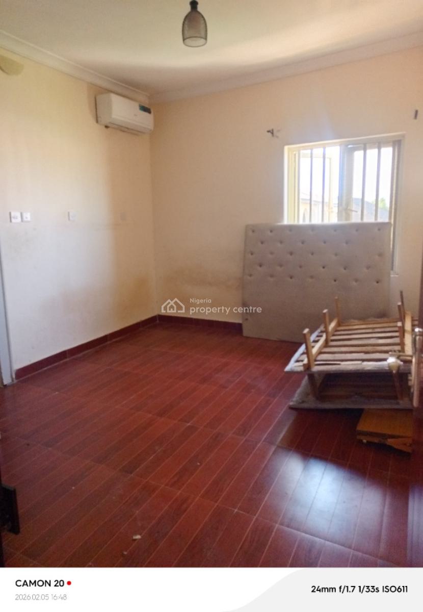 Spacious and Clean 2bed in a Good Estate, Rock Stone Estate, Badore Ajah., Badore, Ajah, Lagos, Flat / Apartment for Rent