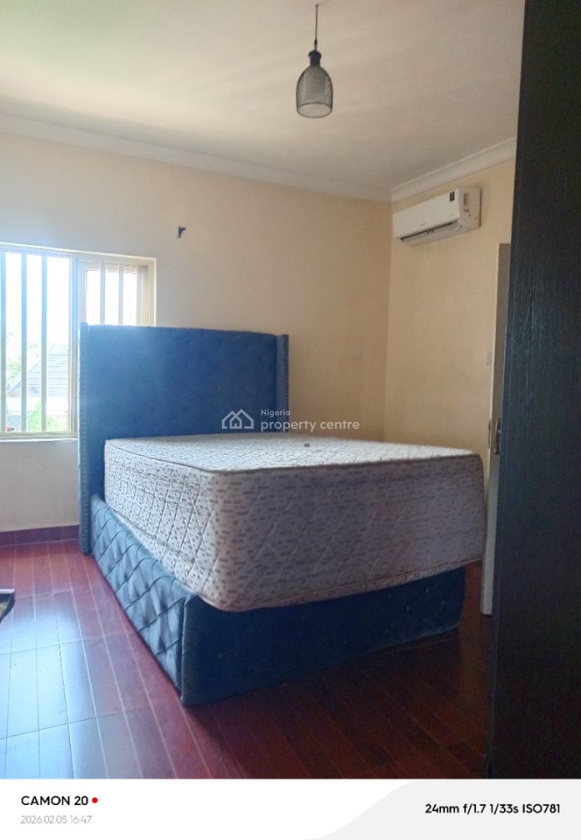 Spacious and Clean 2bed in a Good Estate, Rock Stone Estate, Badore Ajah., Badore, Ajah, Lagos, Flat / Apartment for Rent