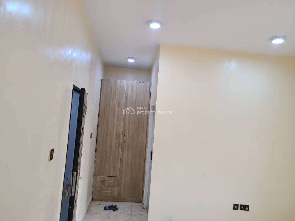 4bedroom Bungalow Alone in The Compound, News Engineering, Dawaki, Gwarinpa, Abuja, Detached Bungalow for Rent