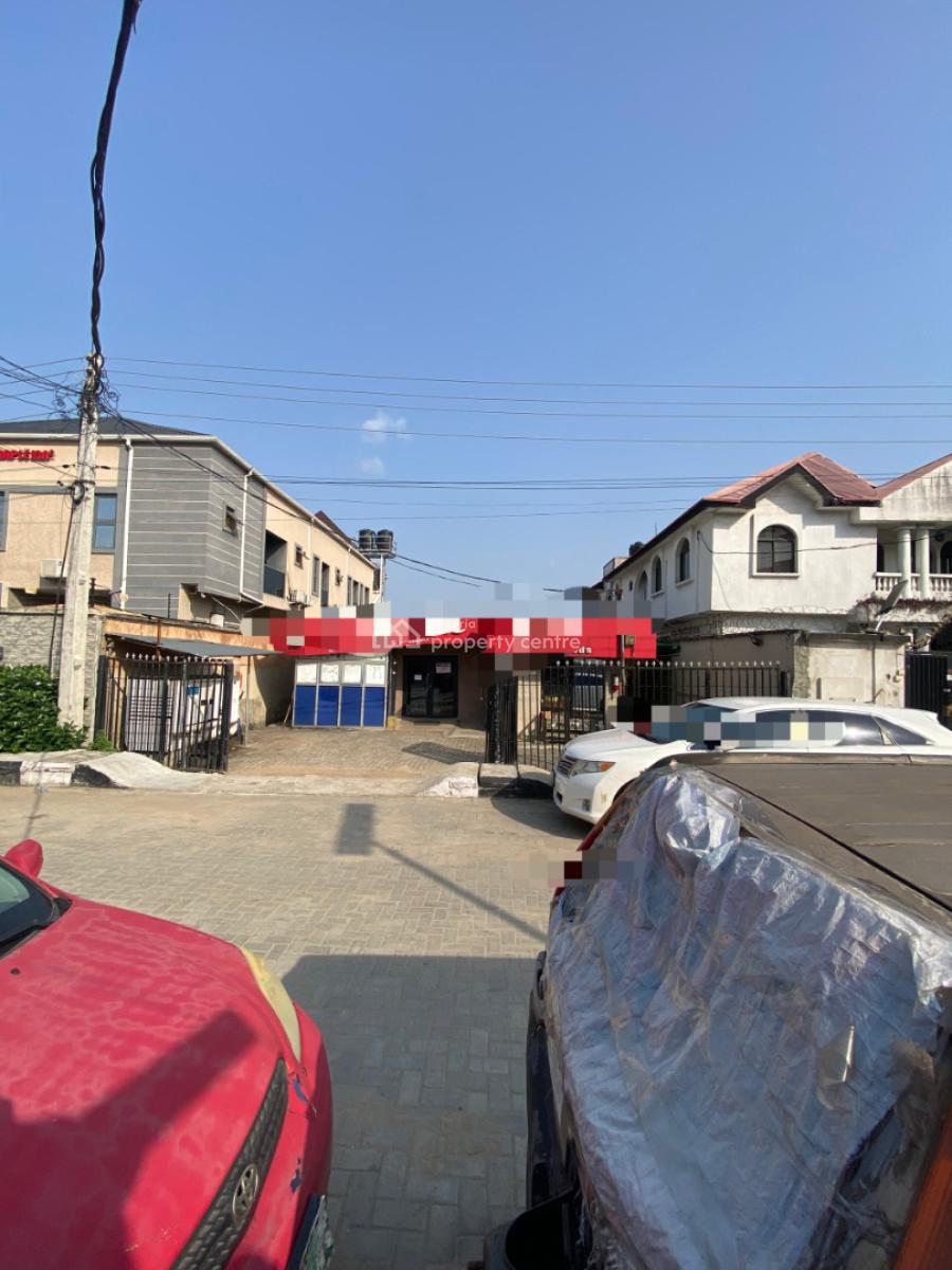 Solid Bungalow Sitting on Approximately 450sqm, Off Ogunlana Drive Surulere Lagos, Ogunlana, Surulere, Lagos, Detached Bungalow for Sale