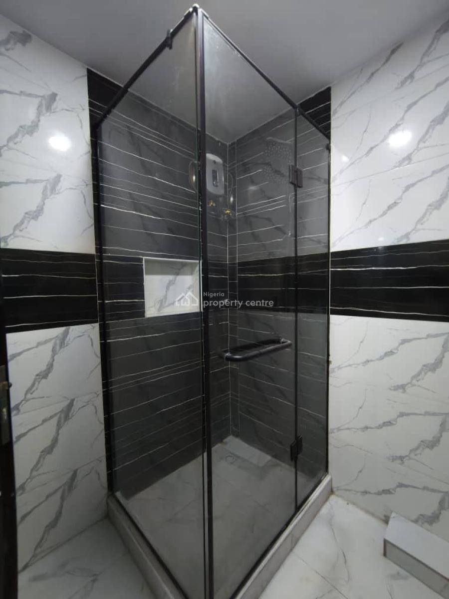 Luxury Well Built Serviced 2 Bedroom Apartment Plus Bq 24/7 Light, Off Freedom Way, Lekki Phase 1, Lekki, Lagos, Flat / Apartment for Rent