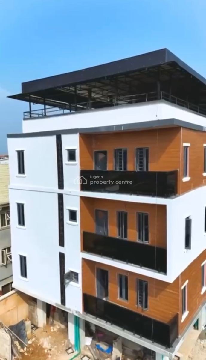 Nice and Furnished 3bedroom, Akoka, Yaba, Lagos, Flat / Apartment for Rent