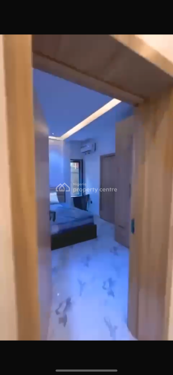 Nice and Furnished 3bedroom, Akoka, Yaba, Lagos, Flat / Apartment for Rent