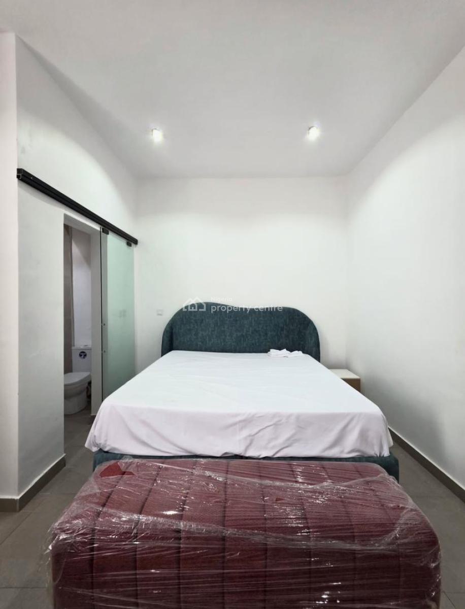 Beuatifully Finished 3 Bedroom Apartment with Communal Swimming Pool, Ikate, Ikate, Lekki, Lagos, Block of Flats for Sale