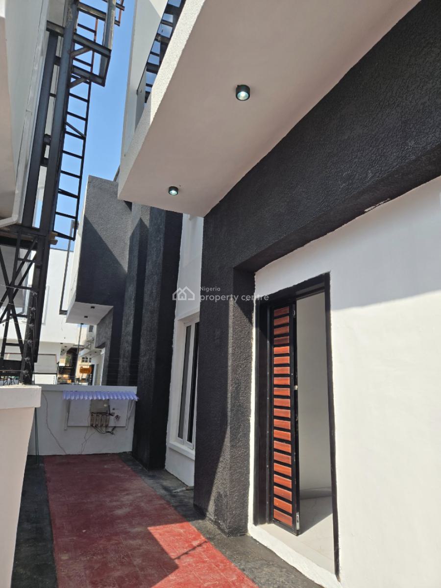 4 Bedroom Semi-detached, Ikota Villa Estate Lekki County Home, Ikota, Lekki, Lagos, Semi-detached Duplex for Rent