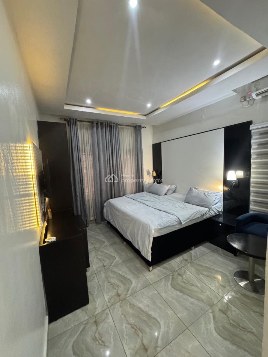 Block of 6 Fully Furnished Flats, Lekki Phase 1, Lekki, Lagos, Flat / Apartment for Sale