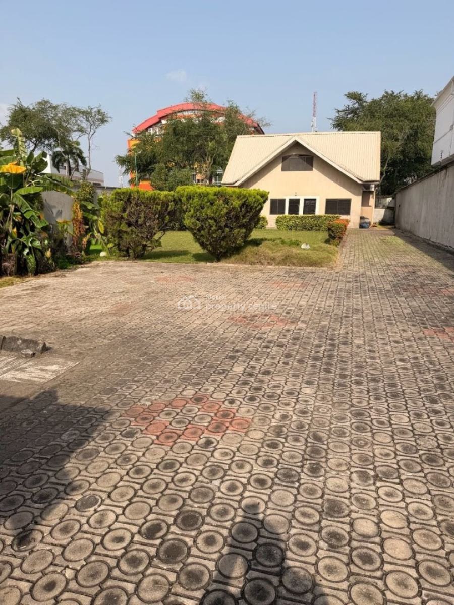 675 Sq Mts Plot of Land with a Demolishable Bungalow, Victoria Garden City (vgc), Ajah, Lagos, Residential Land for Sale