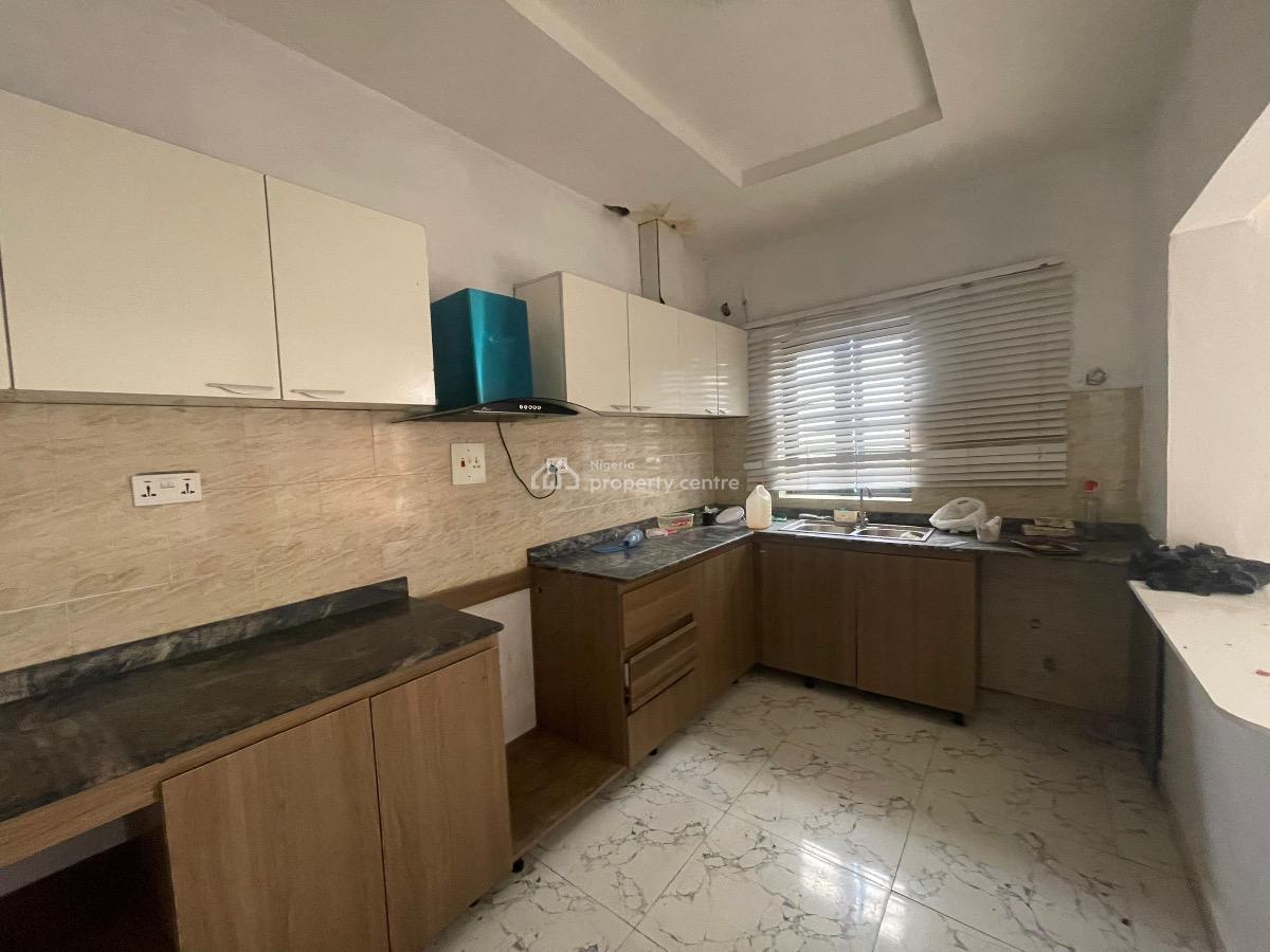 2bedroom Flat Upstairs, Olokonla, Ajah, Lagos, Flat / Apartment for Rent