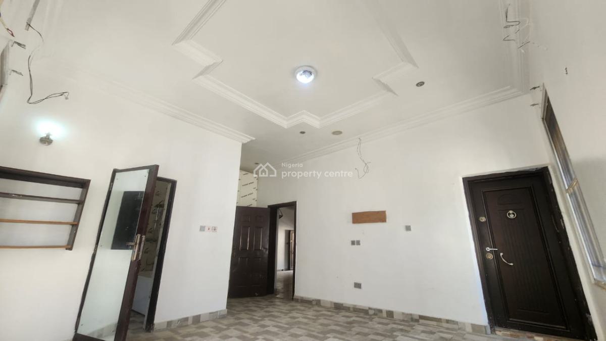 5 Bedrooms Fully Detached Duplex with Bq, Chevron, Lekki, Lagos, Detached Duplex for Sale