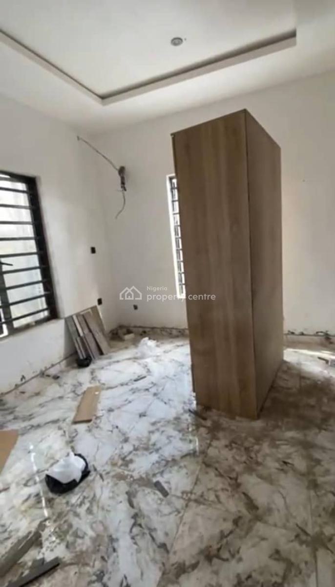 Lovely 2bedroom Flat, Off Yetunde Ifako, Gbagada, Lagos, Flat / Apartment for Rent