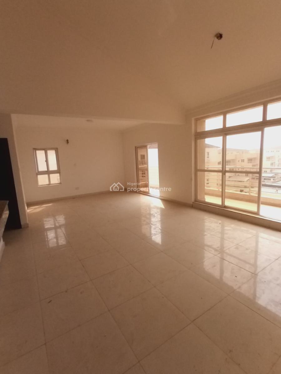 3 Bedroom Penthouse in Pristine Condition, Cadogan Estate, Osapa, Lekki, Lagos, Flat / Apartment for Rent