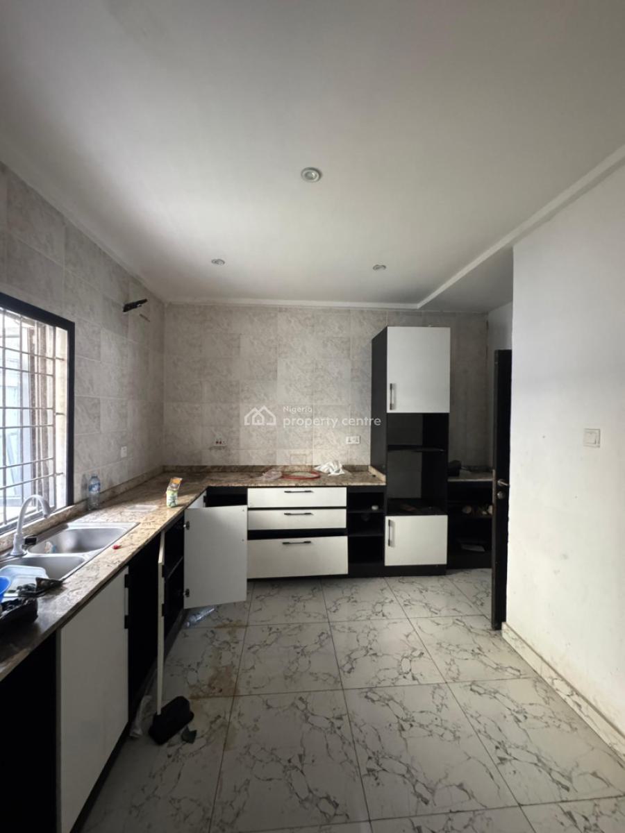 Very Spacious 3 Bedroom Apartment with Swimming Pool, Elevator, Chevron Toll Gate,orchid Road, Lekki, Lagos, Flat / Apartment for Rent