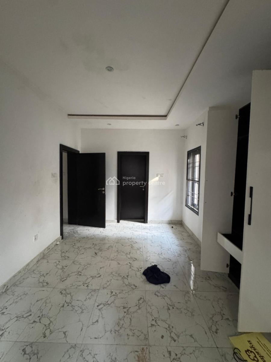 Very Spacious 3 Bedroom Apartment with Swimming Pool, Elevator, Chevron Toll Gate,orchid Road, Lekki, Lagos, Flat / Apartment for Rent
