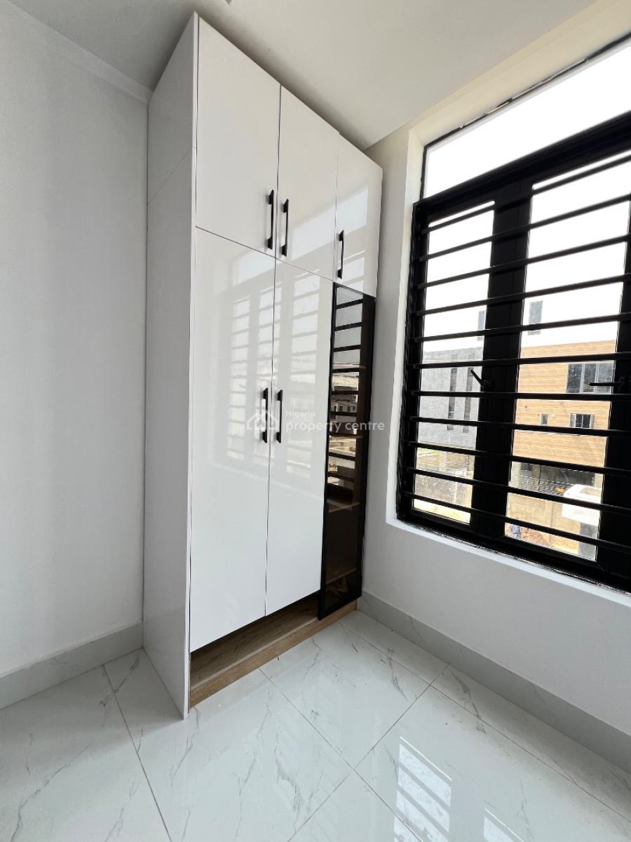 Newly Finished 2 Bedroom Apartment with Elevator, Lekki Phase 1 Freedom Way, Lekki Phase 1, Lekki, Lagos, Block of Flats for Sale