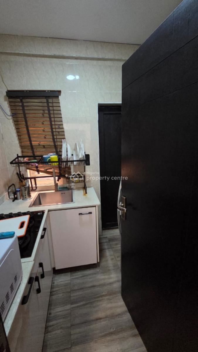 2 Bedrooms Apartment, Lekki Phase 1, Lekki, Lagos, Flat / Apartment for Rent