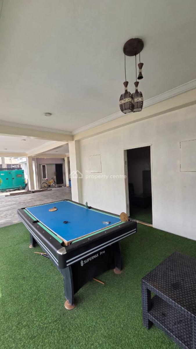 2 Bedrooms Apartment, Lekki Phase 1, Lekki, Lagos, Flat / Apartment for Rent