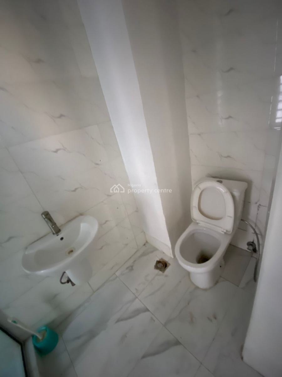 3 Bedroom Maisonette Partially Furnished, Ikate, Lekki, Lagos, Flat / Apartment for Rent