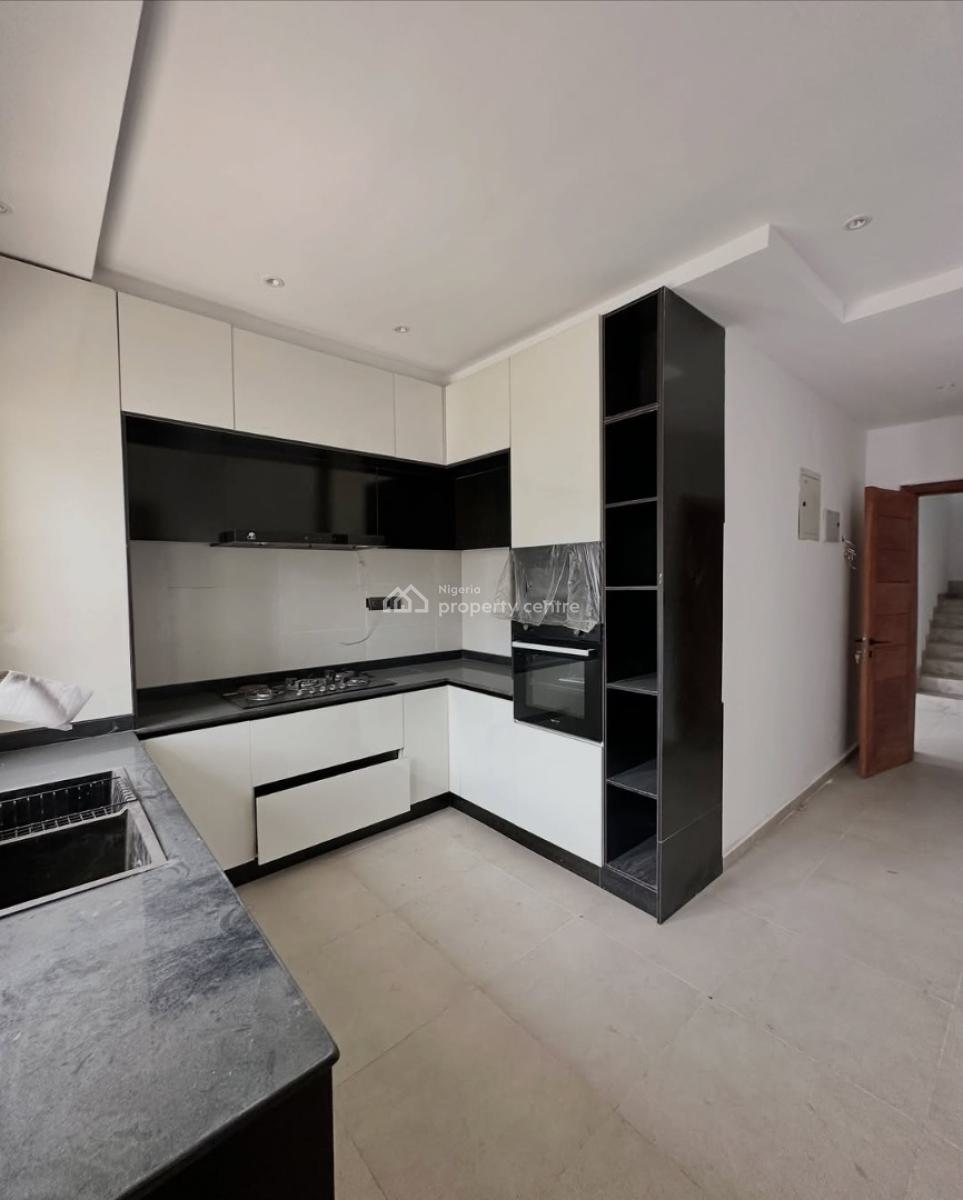 Luxury 5 Bedroom Maisonette, Oniru, Victoria Island (vi), Lagos, Block of Flats for Sale