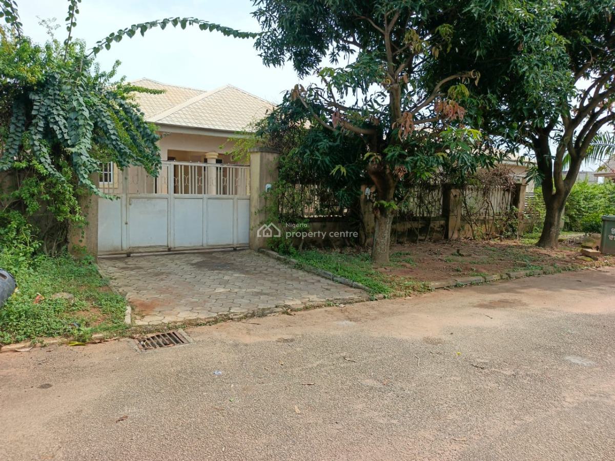 Exclusive Family Retreat & Smart Income Opportunity: Premium 3-bedroom, Apo, Abuja, Detached Bungalow for Sale