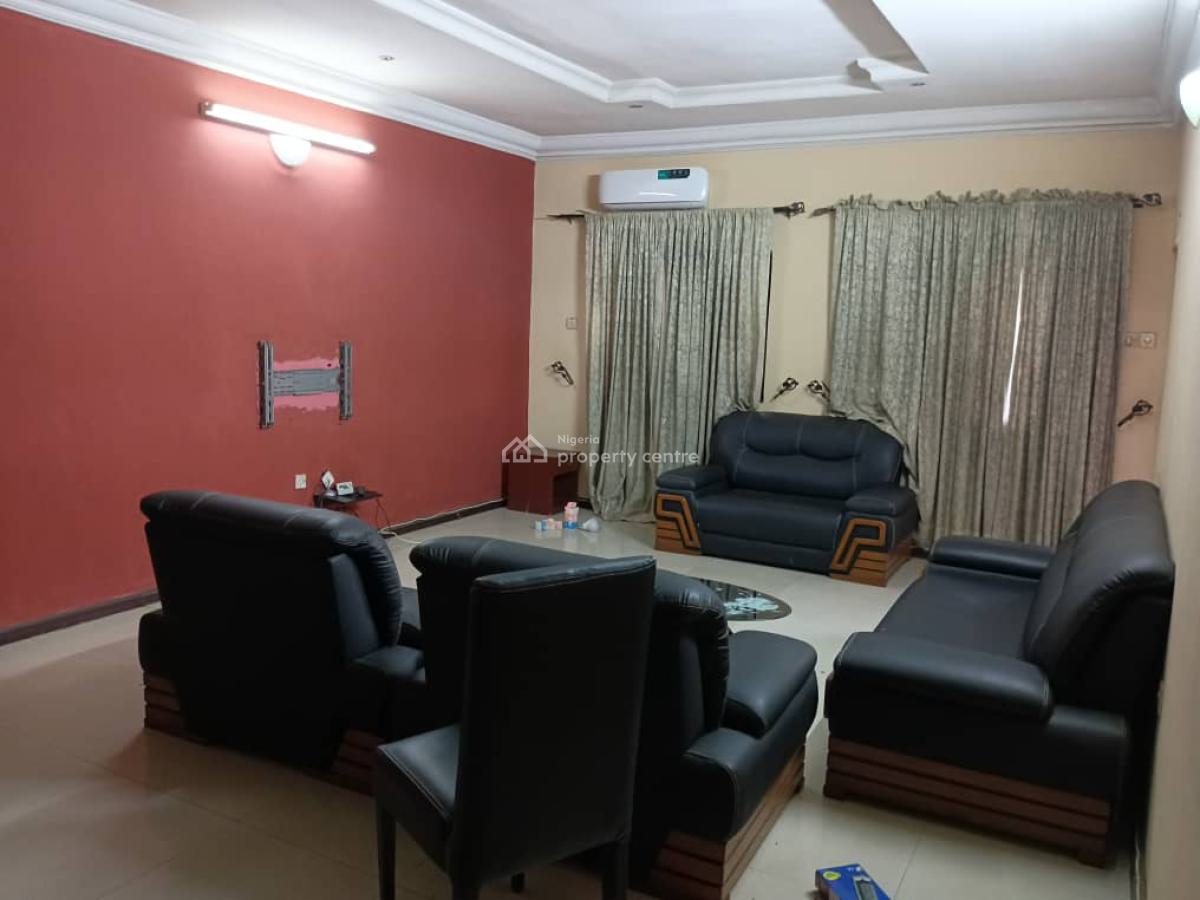 Luxury 3 Bedroom Furnished Flat, Jembewon Road, Ibadan, Oyo, Flat / Apartment for Rent
