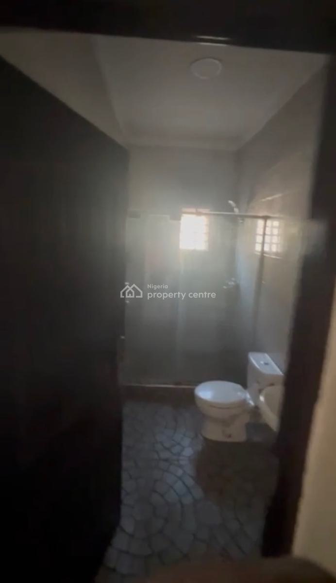 Massive 4bedroom En-suite Bungalow +bq+ Tarred Road, in an Estate, Galadimawa, Abuja, Detached Bungalow for Sale