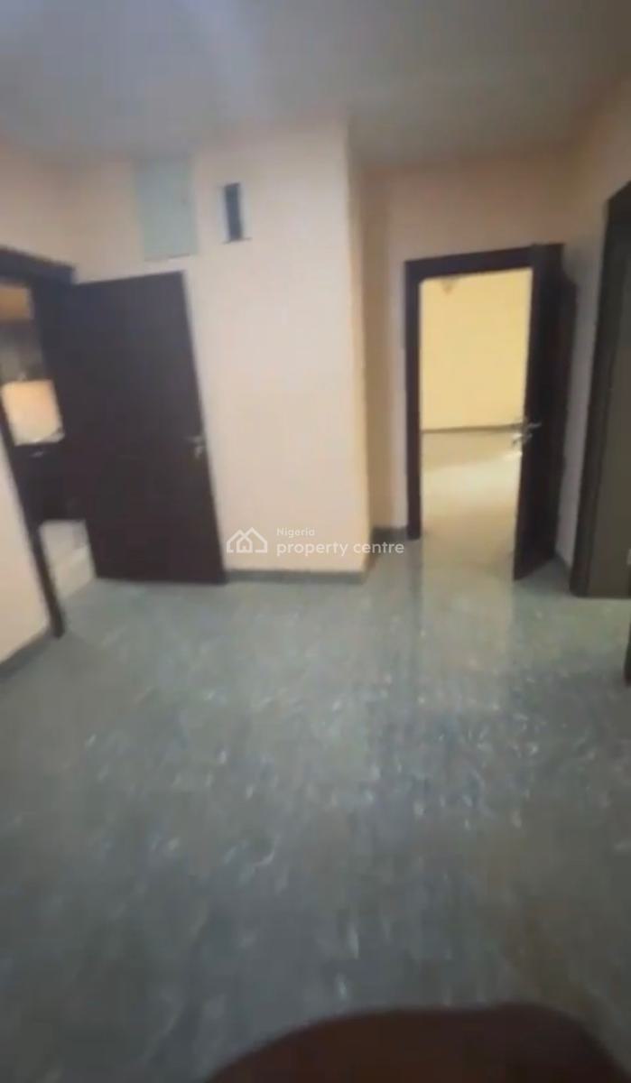 Massive 4bedroom En-suite Bungalow +bq+ Tarred Road, in an Estate, Galadimawa, Abuja, Detached Bungalow for Sale