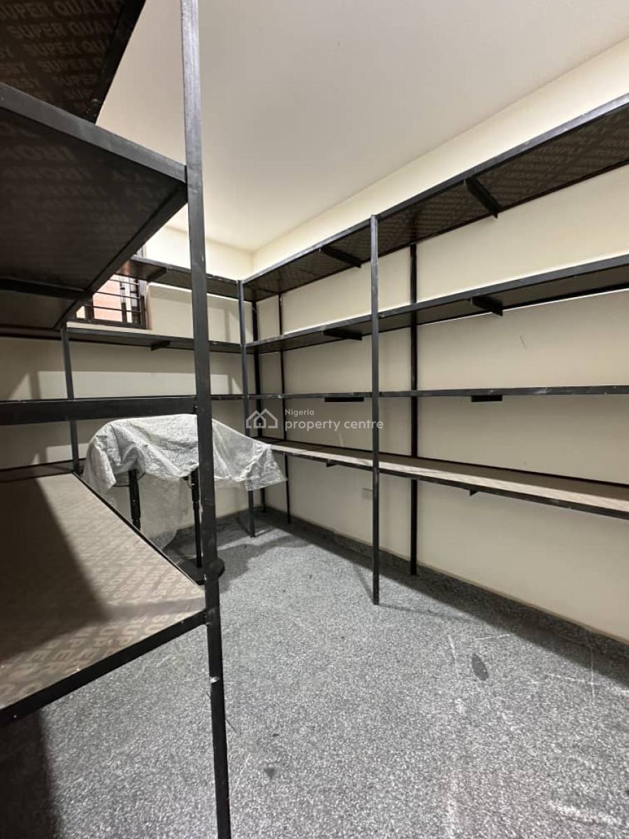 6-bedroom Terrace Apartment with Bq, Asokoro District, Abuja, House for Rent
