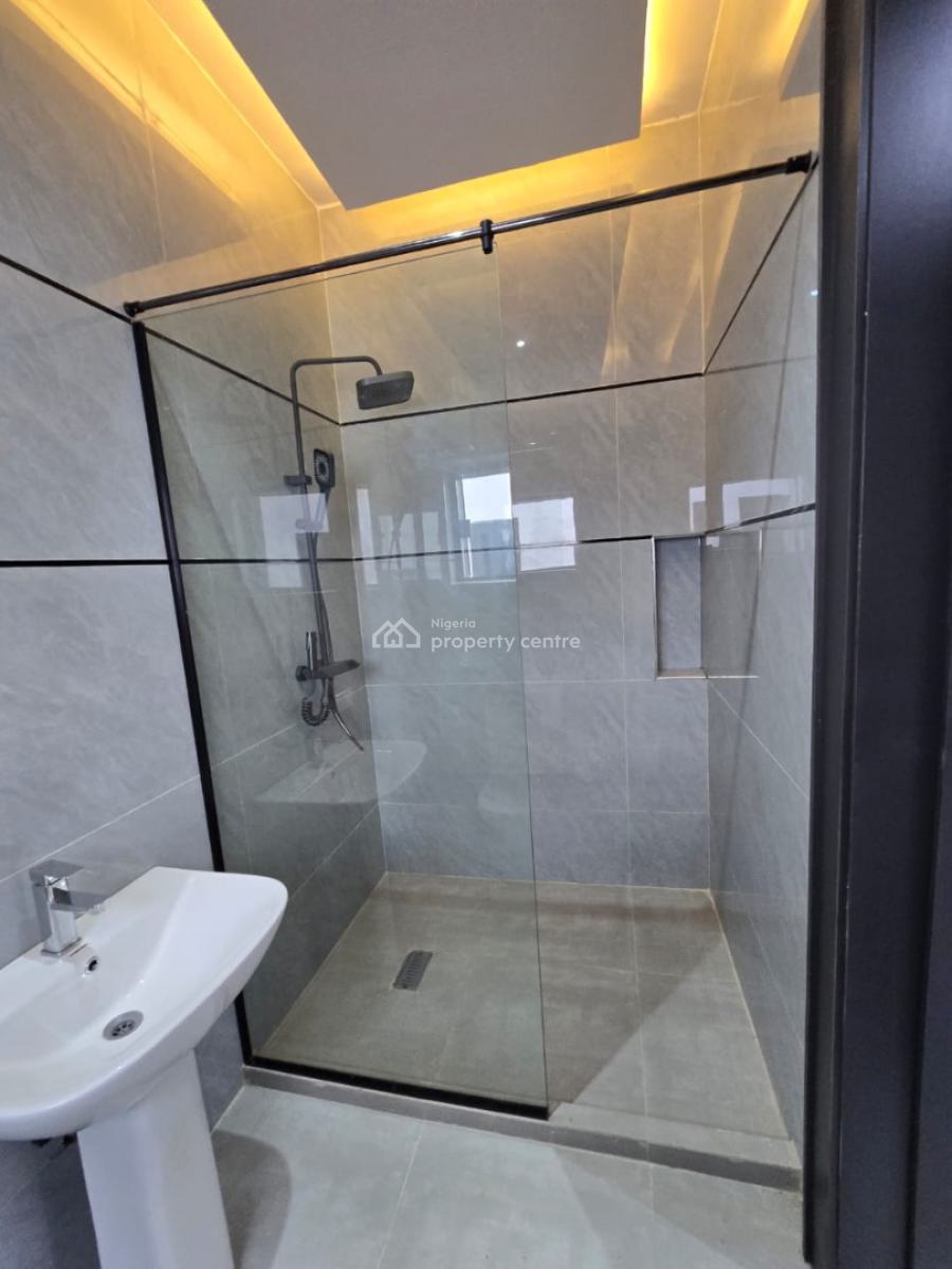 4 Bedroom House with 2 Studies and Bq, Magodo Gra Phase 2, Magodo, Lagos, Detached Duplex for Sale