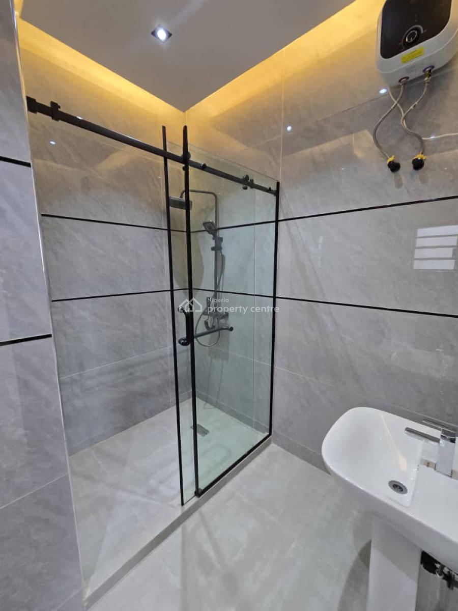 4 Bedroom House with 2 Studies and Bq, Magodo Gra Phase 2, Magodo, Lagos, Detached Duplex for Sale