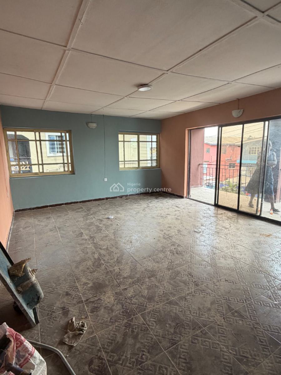 Two Bedroom Flat, Awanatu Street, Ladipo, Mushin, Lagos, Flat / Apartment for Rent