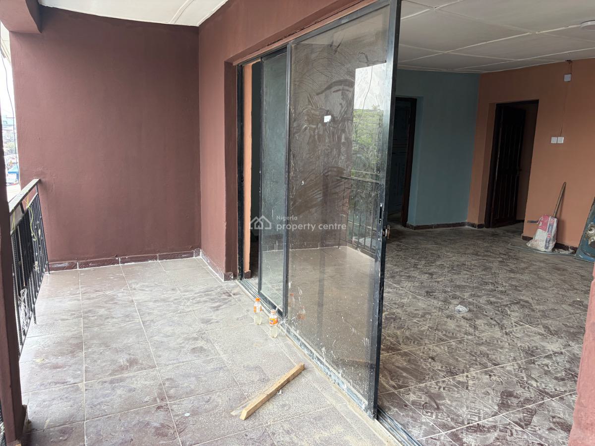 Two Bedroom Flat, Awanatu Street, Ladipo, Mushin, Lagos, Flat / Apartment for Rent