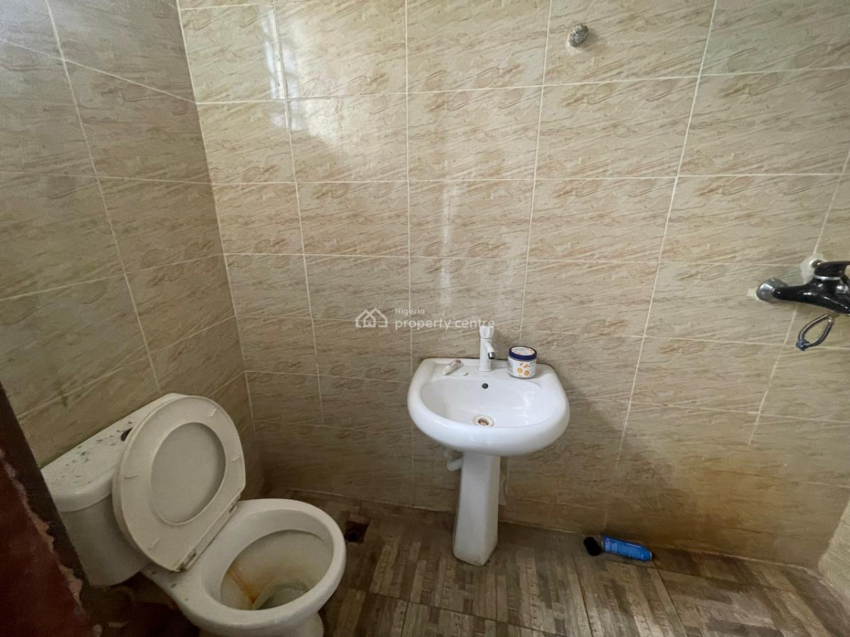 Well Finished Two (2) Bedroom Flat, Golden Pearl Estate, Olokonla, Ajah, Lagos, Flat / Apartment for Rent