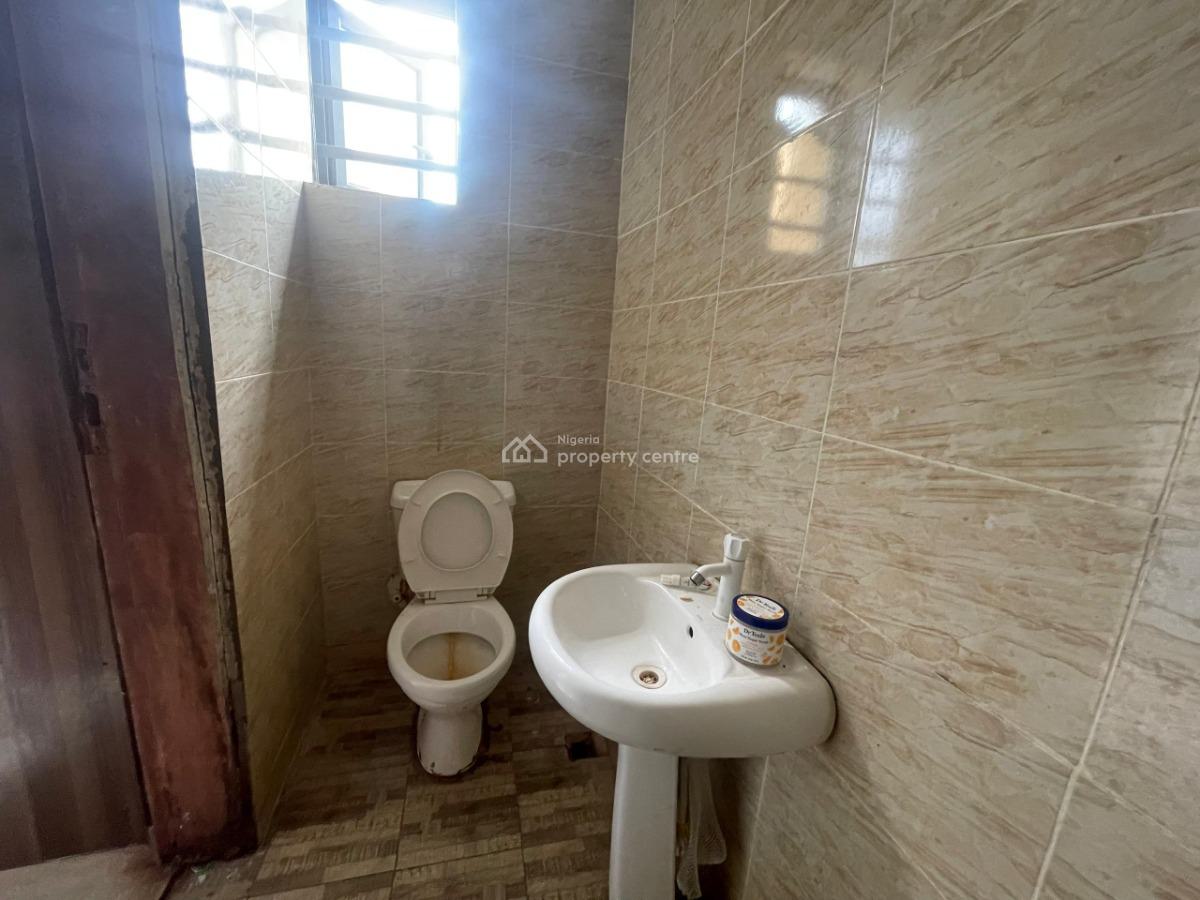 Well Finished Two (2) Bedroom Flat, Golden Pearl Estate, Olokonla, Ajah, Lagos, Flat / Apartment for Rent