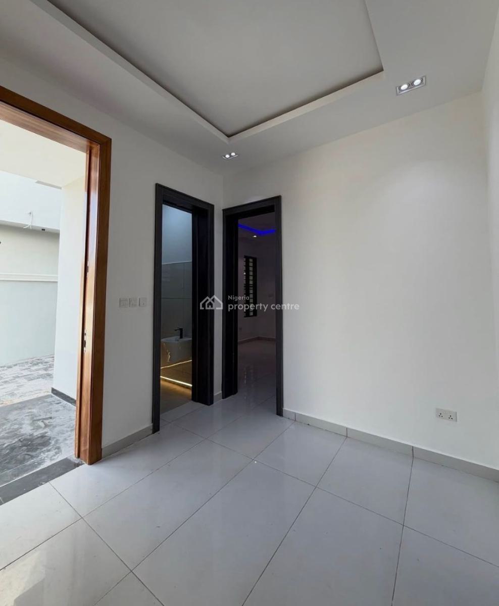 5 Bedroom Penthouse Duplex with a Kitchenette Bq, Agodi Gra, Agodi, Ibadan, Oyo, Detached Duplex for Sale