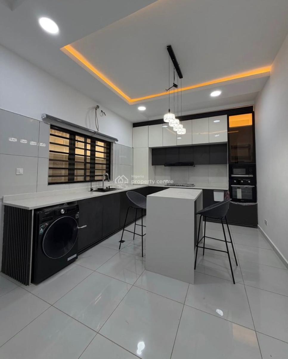 5 Bedroom Penthouse Duplex with a Kitchenette Bq, Agodi Gra, Agodi, Ibadan, Oyo, Detached Duplex for Sale