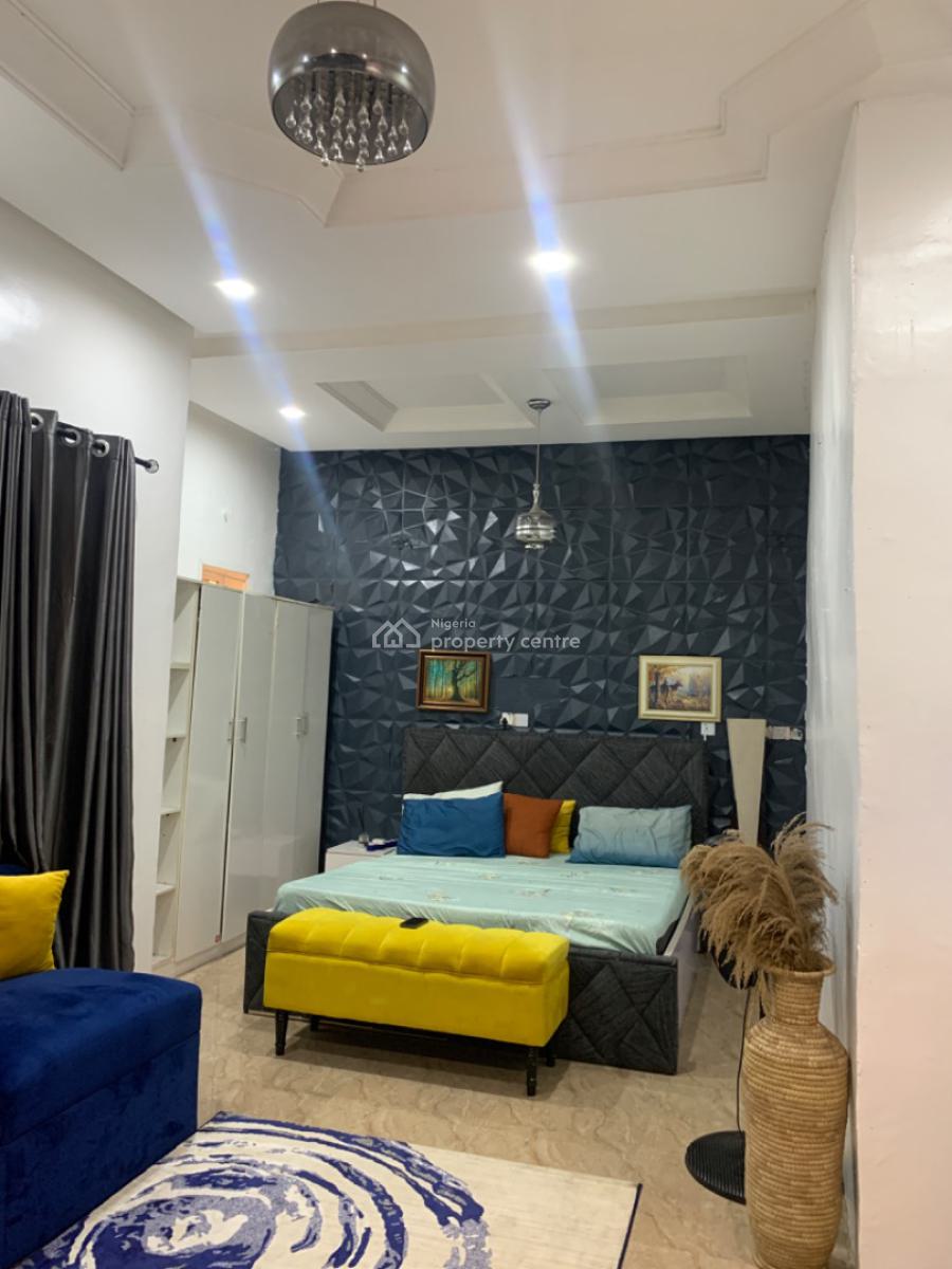 Beautifully Posh, Serenly Elegant, 7c Onifeko Bera Estate Chevron, Lekki Phase 2, Lekki, Lagos, Flat / Apartment Short Let