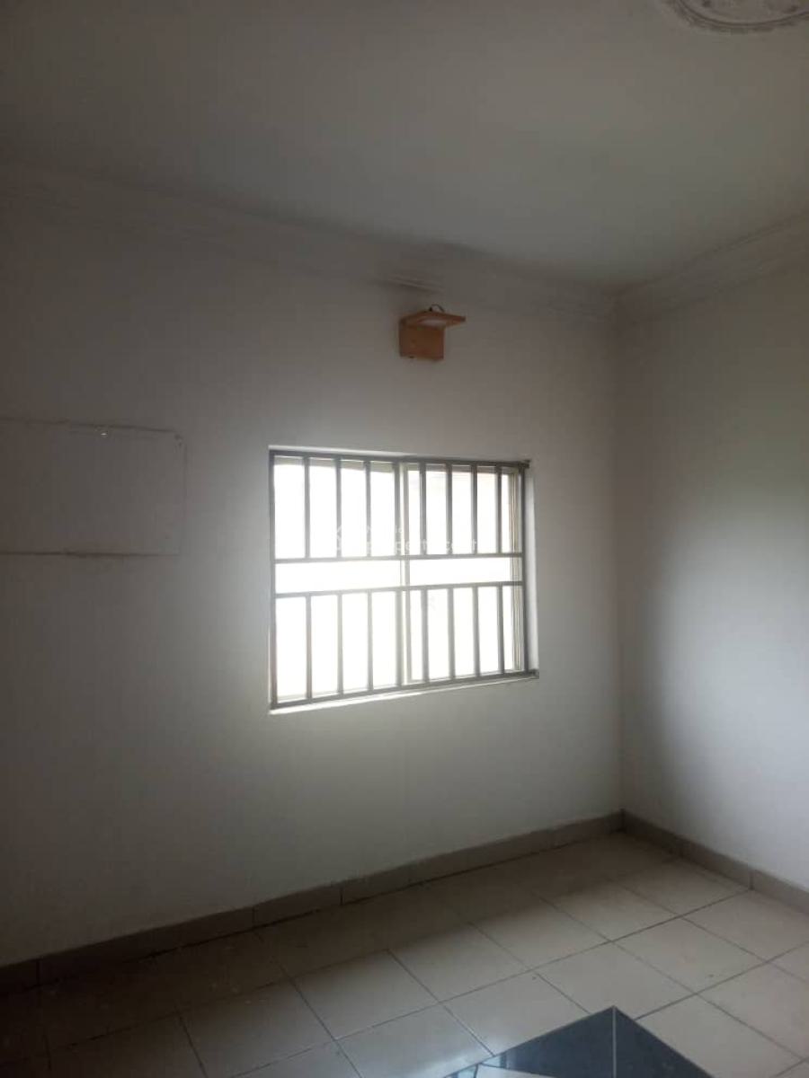 Room Self Con. Toilet and Bathroom Ensuit. Only to Share Kitchen 3 Bed, Off Mobil Road Ilaje Alagutun, Ilaje, Ajah, Lagos, Self Contain (single Rooms) for Rent