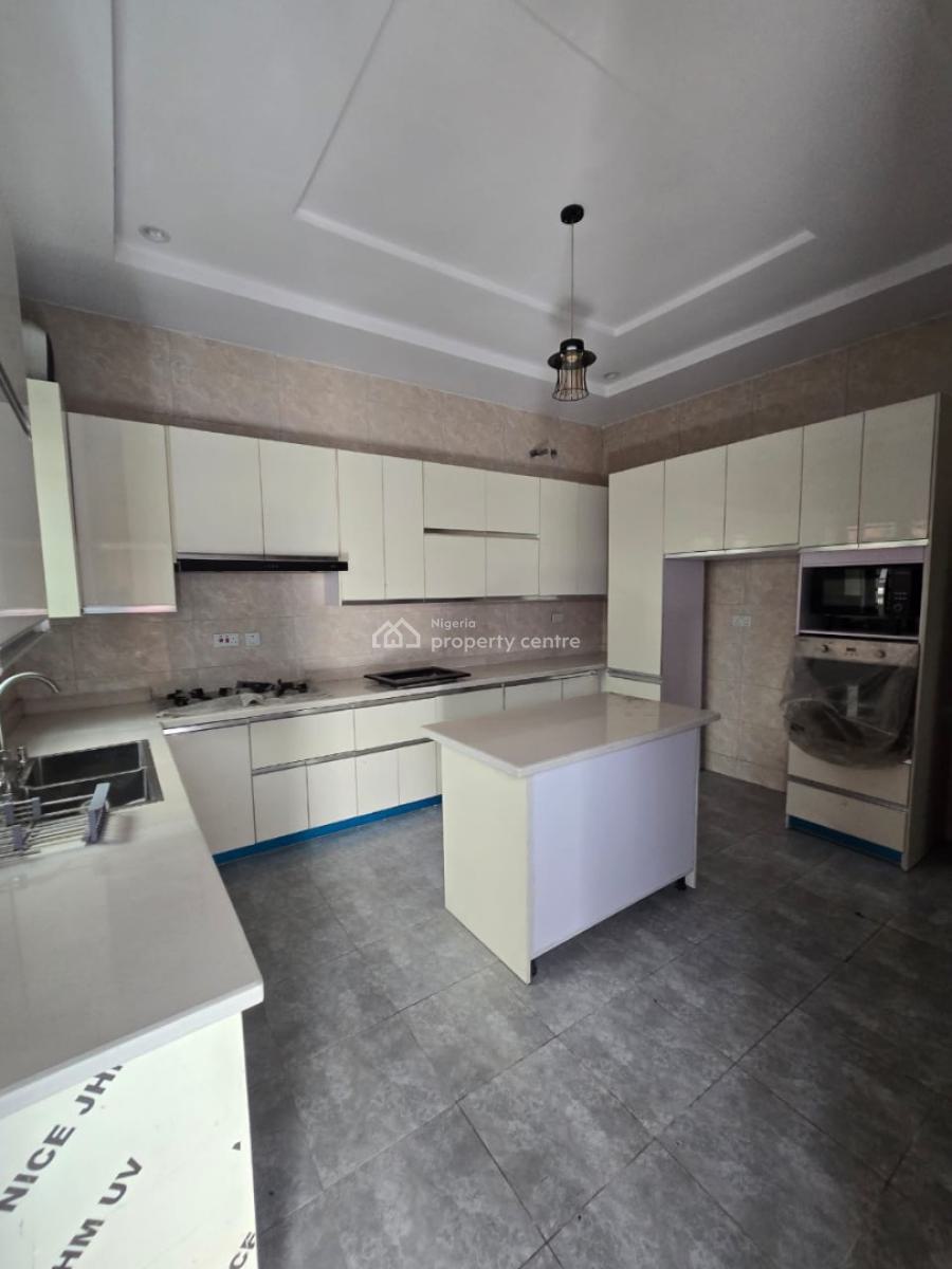 5 Bedroom House with a Bq, Magodo Gra Phase 2, Magodo, Lagos, Detached Duplex for Sale