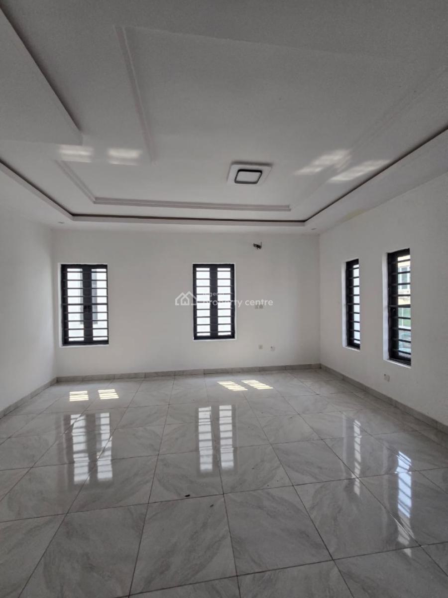 5 Bedroom House with a Bq, Magodo Gra Phase 2, Magodo, Lagos, Detached Duplex for Sale