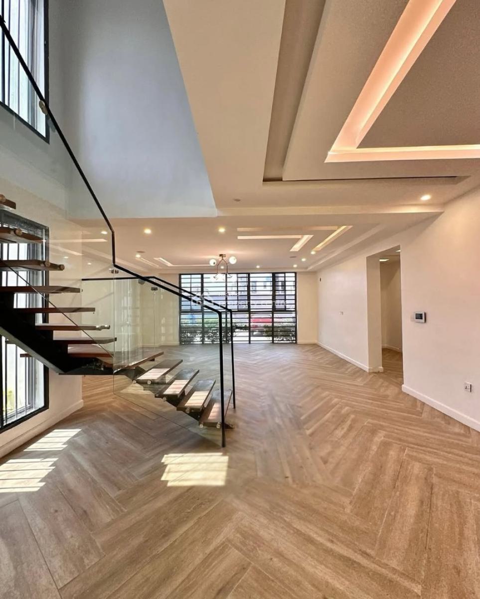 Luxury 4 Bedroom Maisonette, Oniru, Victoria Island (vi), Lagos, Block of Flats for Sale