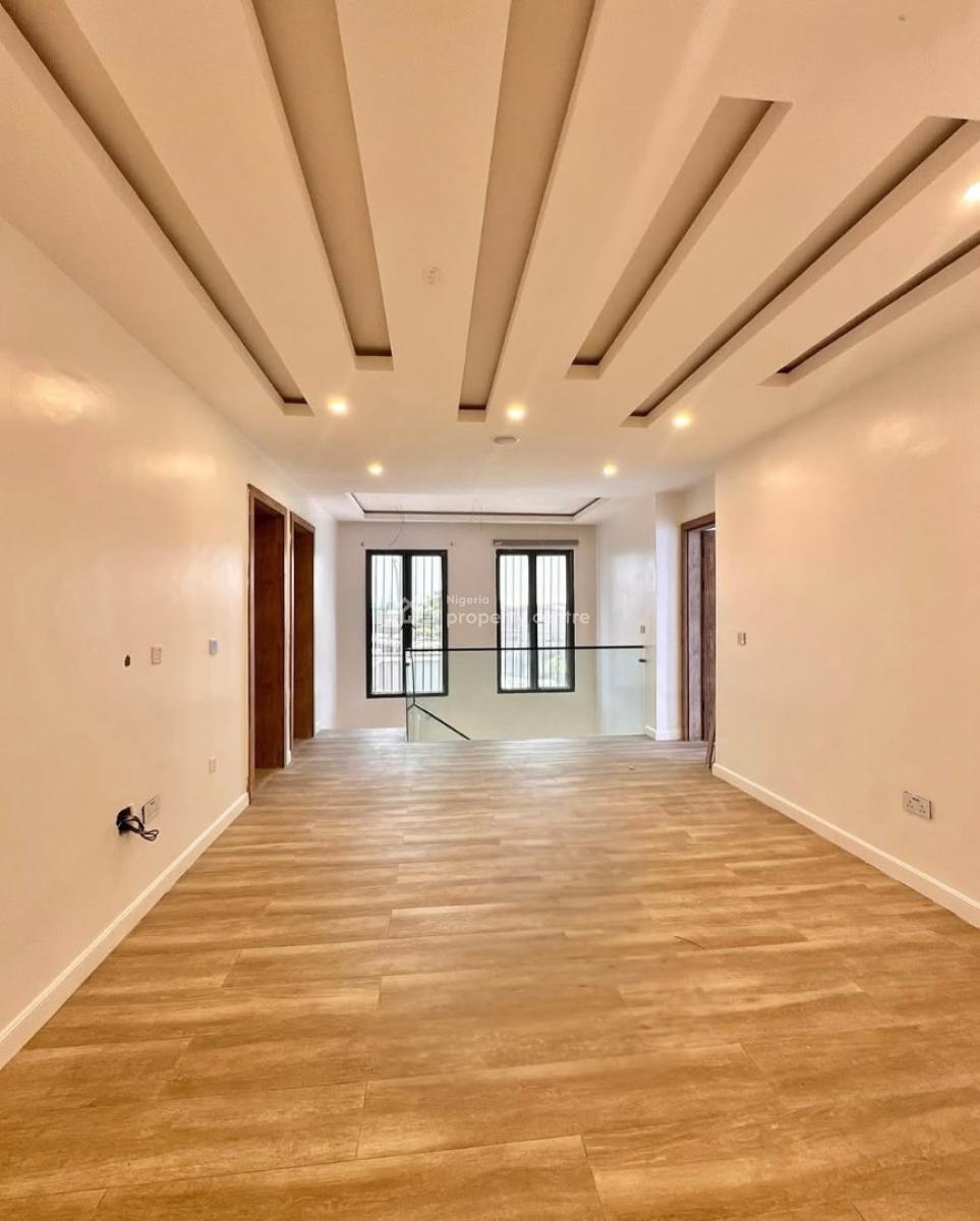 Luxury 4 Bedroom Maisonette, Oniru, Victoria Island (vi), Lagos, Block of Flats for Sale