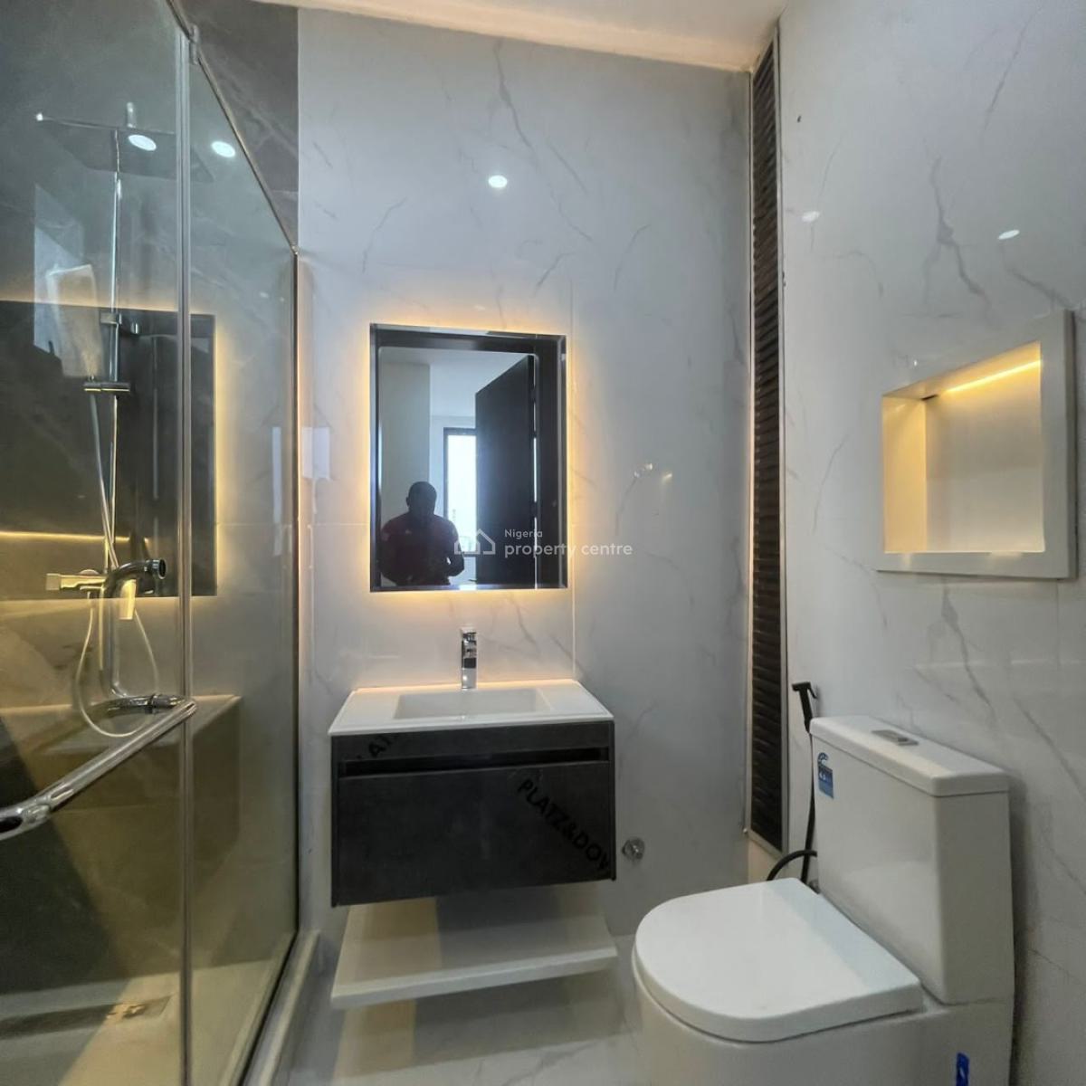 Spacious 4 Bedroom Maisonette with Bq, Elevator , Green Areas, Ikoyi, Lagos, Flat / Apartment for Sale