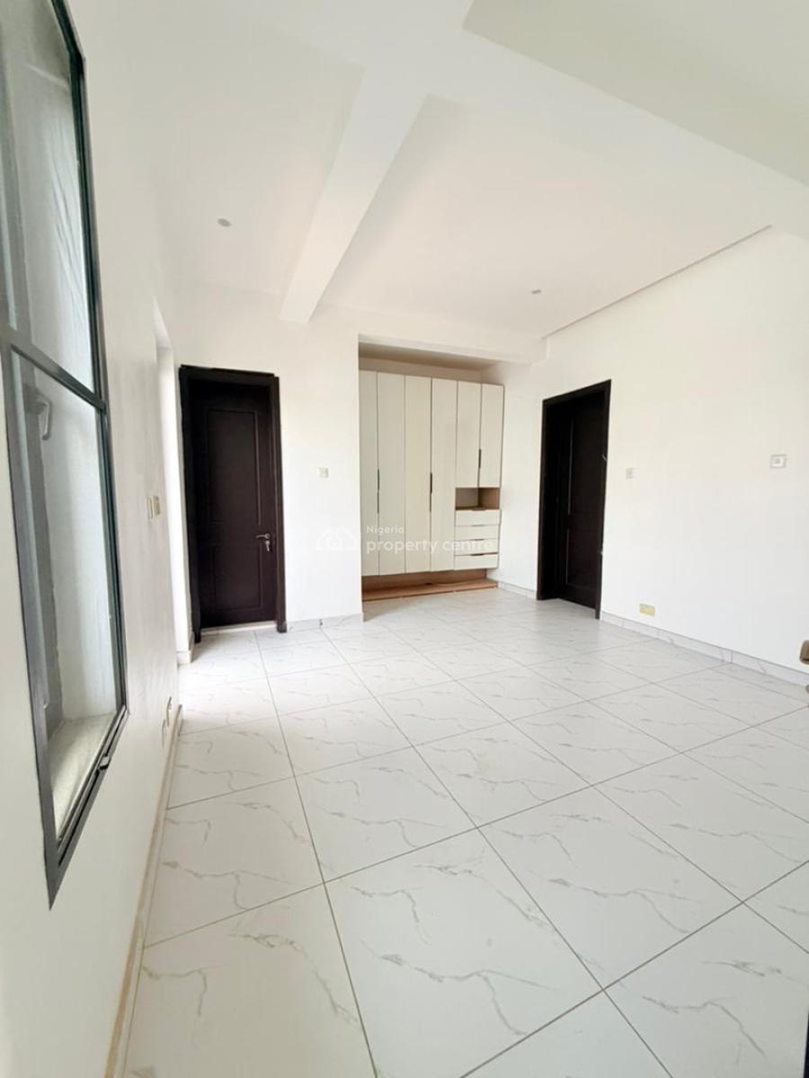 4 Bedroom Terrace Duplex with Bq at Obanikoro, Obanikoro, Shomolu, Lagos, Terraced Duplex for Sale