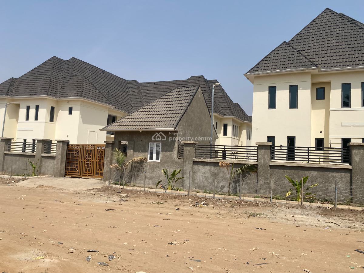 Luxury 18 Units of 2 Bedrooms Duplexes with Offices & Restaurant, 3rd Plots From The Express Lugbe 1 Extension, Lugbe District, Abuja, Detached Duplex for Sale