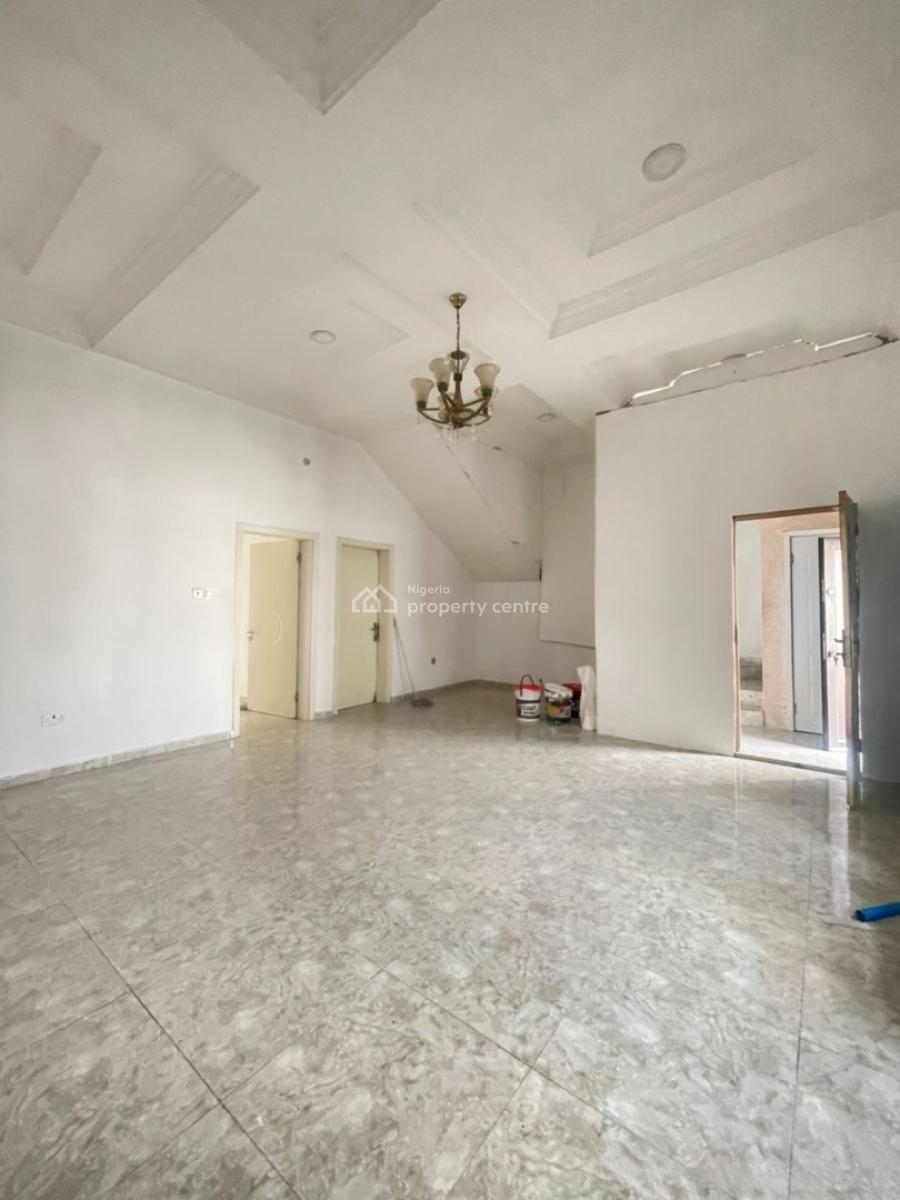 Massive 1-bedroom Flat Well Ventilated with Fully Fitted Kitchen, Van Daniels Estate, Orchid Road, Lekki, Lagos, Mini Flat (room and Parlour) for Rent