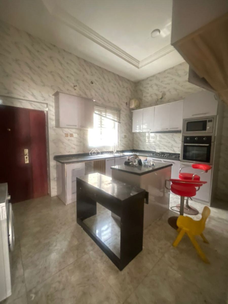 Massive 1-bedroom Flat Well Ventilated with Fully Fitted Kitchen, Van Daniels Estate, Orchid Road, Lekki, Lagos, Mini Flat (room and Parlour) for Rent