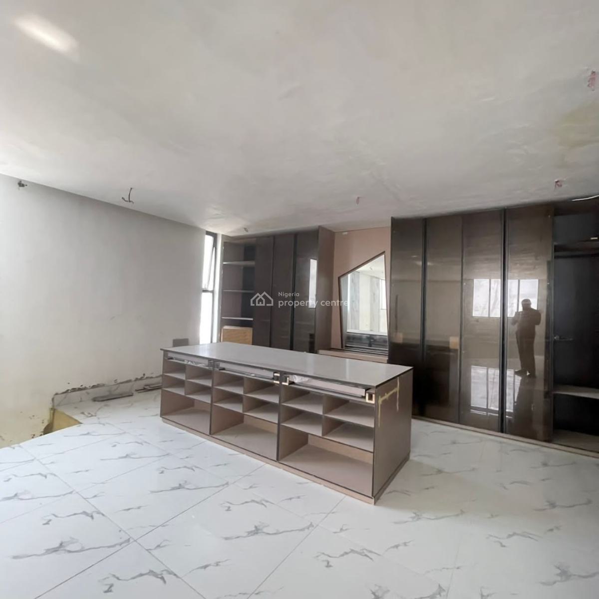 Spacious 4 Bedroom Maisonette Penthouse with Bq, Cinema & Pool, Ikoyi, Lagos, Flat / Apartment for Sale