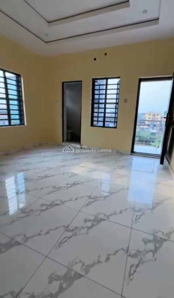 Decent, Standard, Newly Built Miniflat Upstairs, Adekunle, Yaba, Lagos, Mini Flat (room and Parlour) for Rent