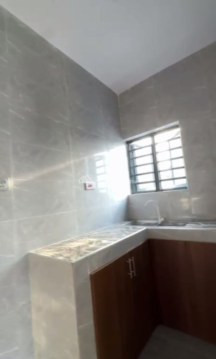 Decent, Standard, Newly Built Miniflat Upstairs, Adekunle, Yaba, Lagos, Mini Flat (room and Parlour) for Rent